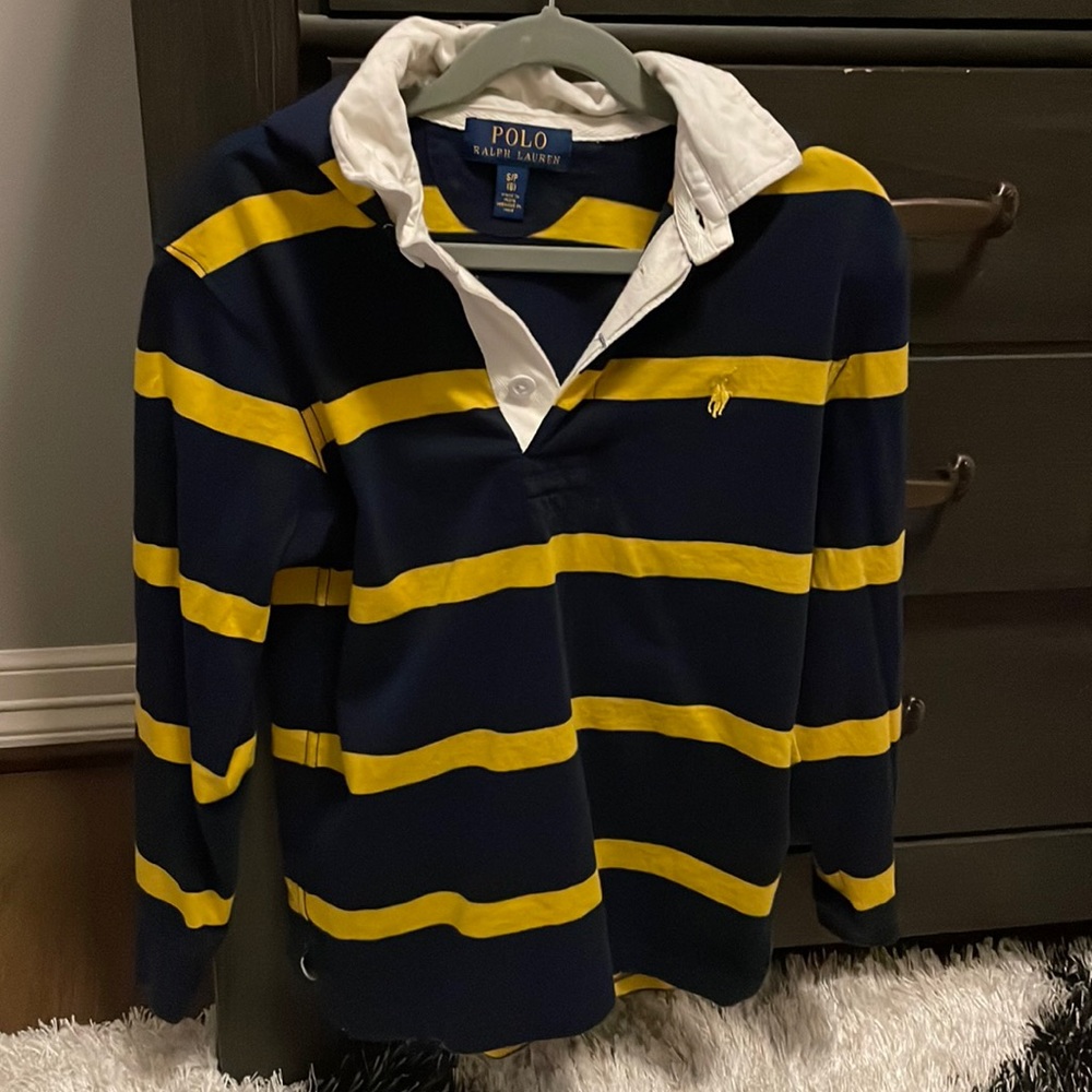 Long sleeve shirt with hoodie
